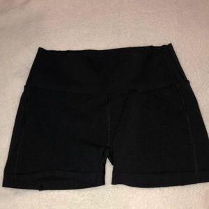 Alphalete Shorts 🦁